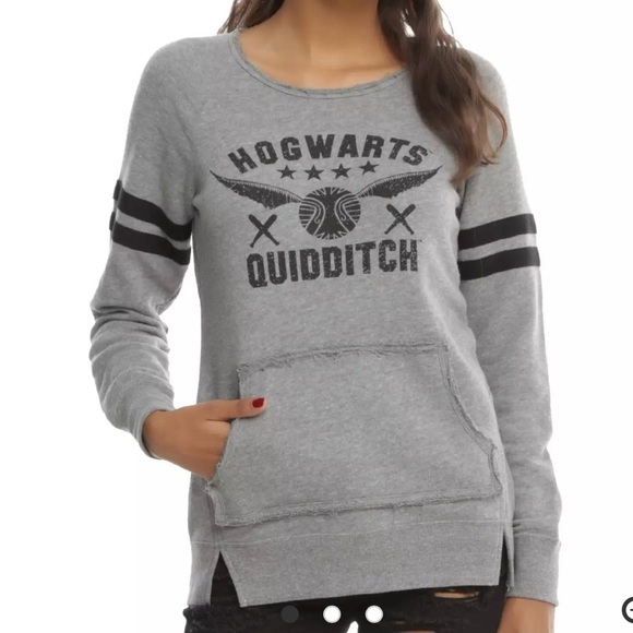 Hot Topics • Harry Potter Quidditch Sweatshirt - Picture 8 of 10